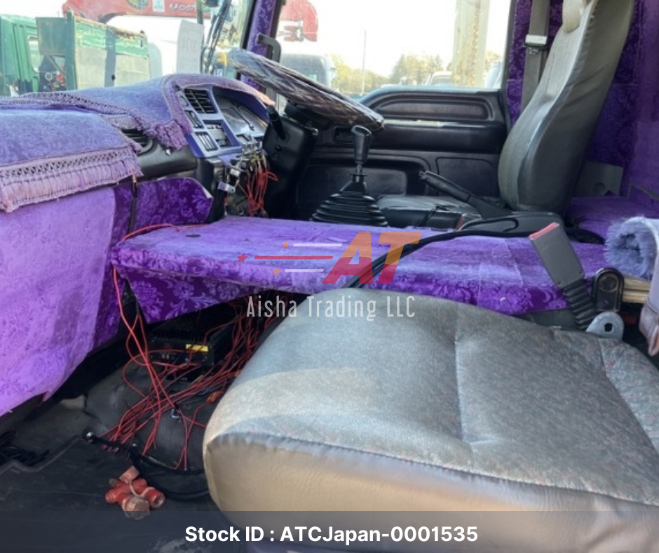2005 Isuzu Forward